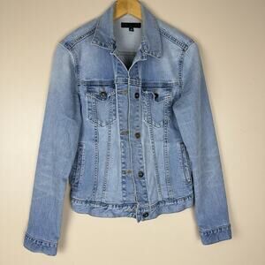 Uniqlo Women’s Denim Jacket, Size M, Classic and Versatile Style